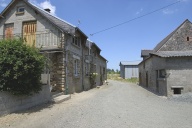 Écart, puis ferme, actuellement maison, les Torlais