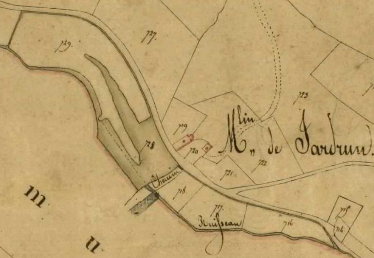 Les moulins de la commune de Beaumont-Pied-de-Bœuf
