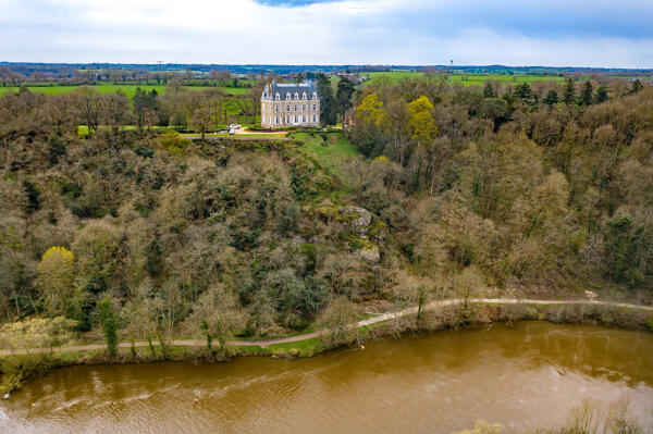 Demeure de villégiature dite château, la Roche