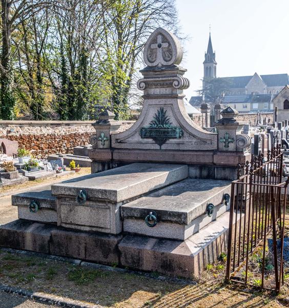 Le cimetière de Saint-Pavin-des-Champs