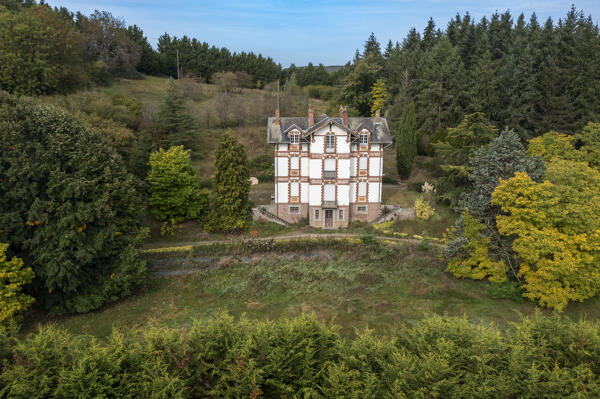 Maison de villégiature dite château, le Buat