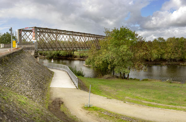 Ponts de Mauves