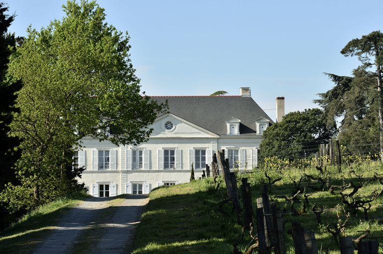 Maison de maître puis château de la Roche-aux-Moines