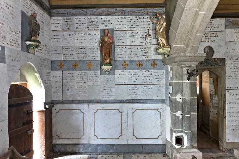 Monument aux morts, chapelle Saint-Trèche de Saint-Jean-sur-Mayenne