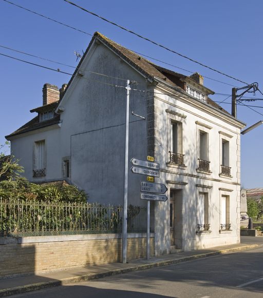 Maison Sainte-Anne, 8 rue du Centre-Bourg