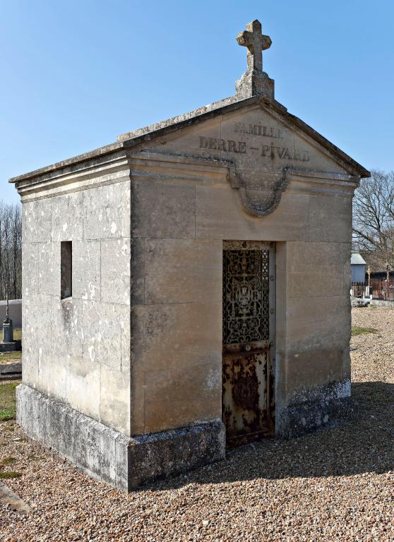 Cimetière à Beaumont-Pied-de-Bœuf