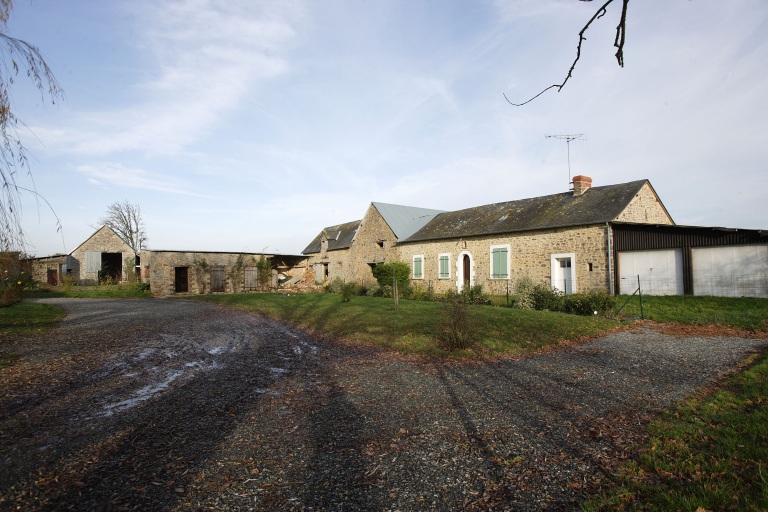 Ferme, actuellement maison - la Renouardière, Saulges