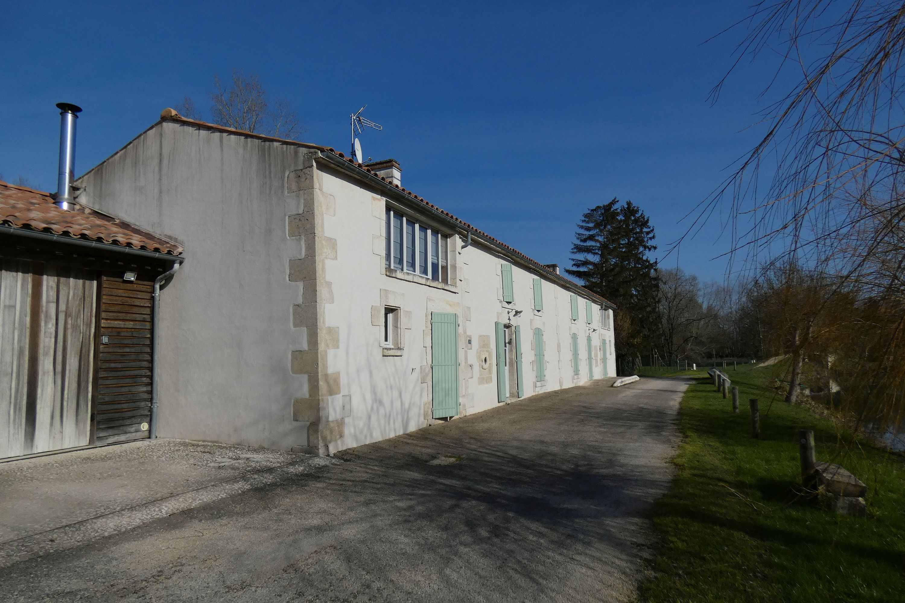 Fermes, actuellement maison, 8 et 10 rue de la Sèvre