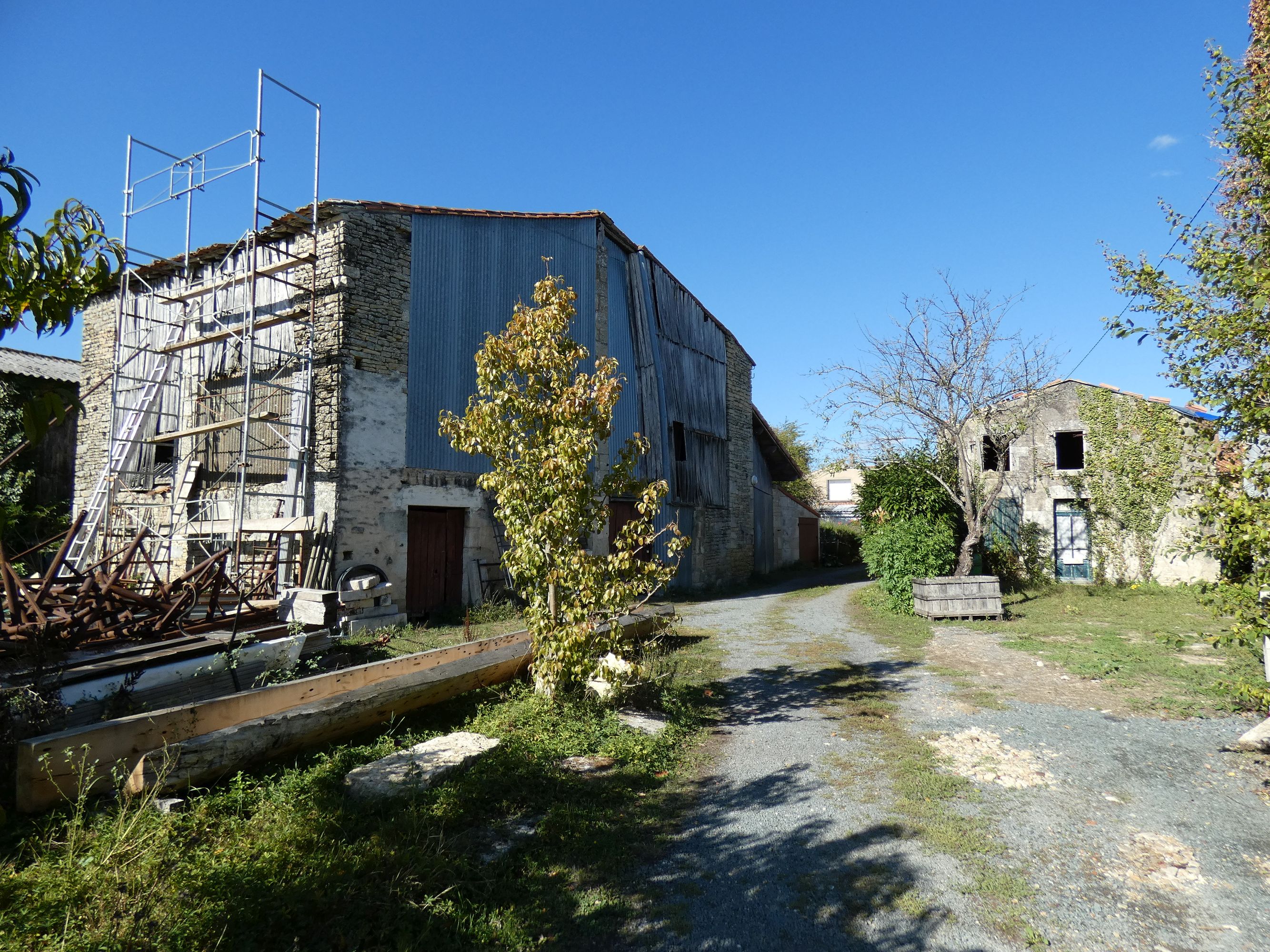 Ferme, actuellement maison ; 7 chemin des Rosiers