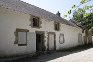 Rangée de maisons, Kerouaré