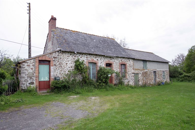 Écart, puis ferme, actuellement maison - l'Epine, Saint-Léger