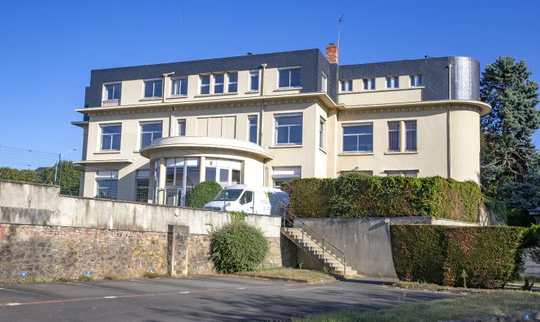 Immeuble de bureaux de l'usine EDF-GDF, actuellement maison des projets