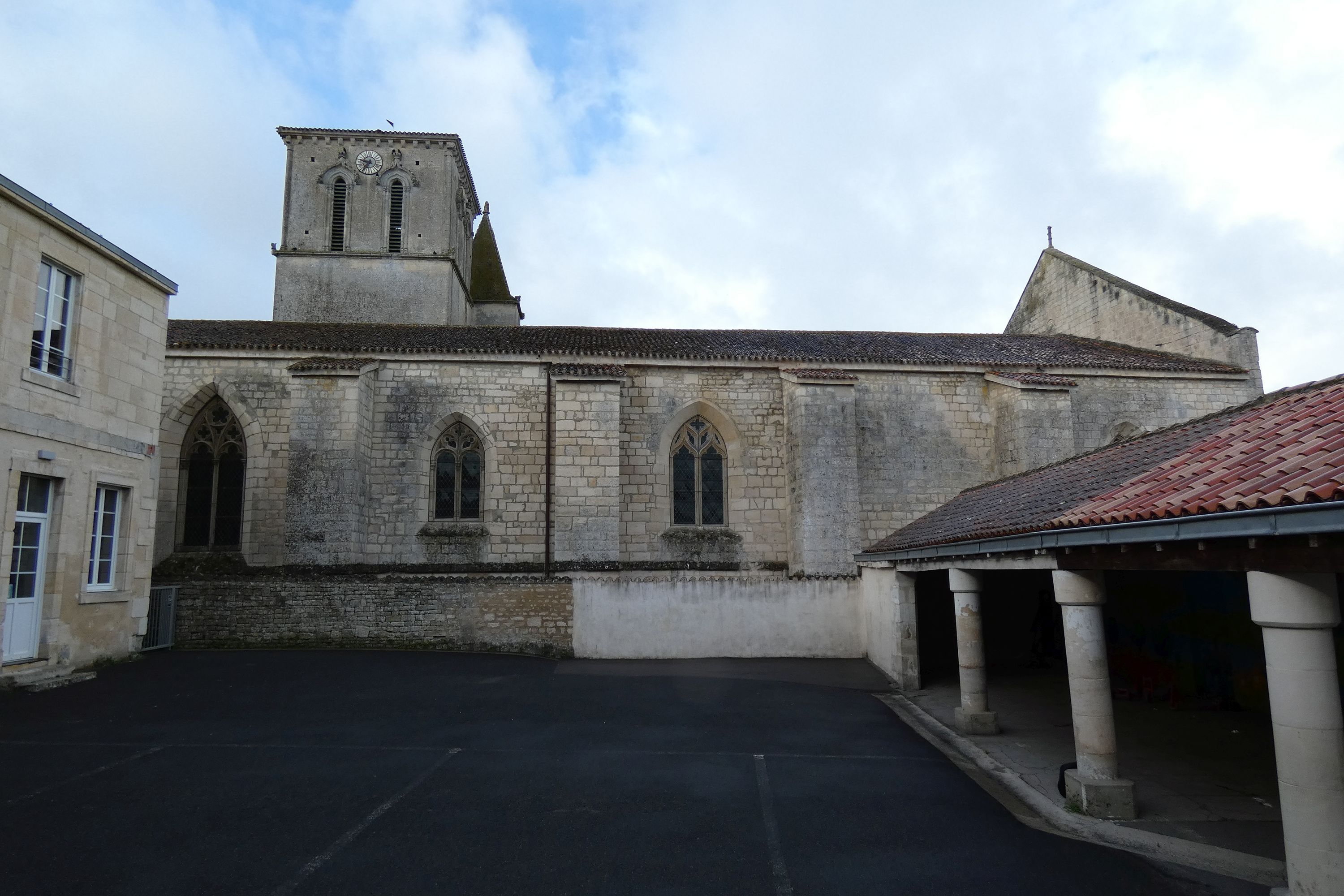 Eglise paroissiale Sainte-Eulalie de Benet