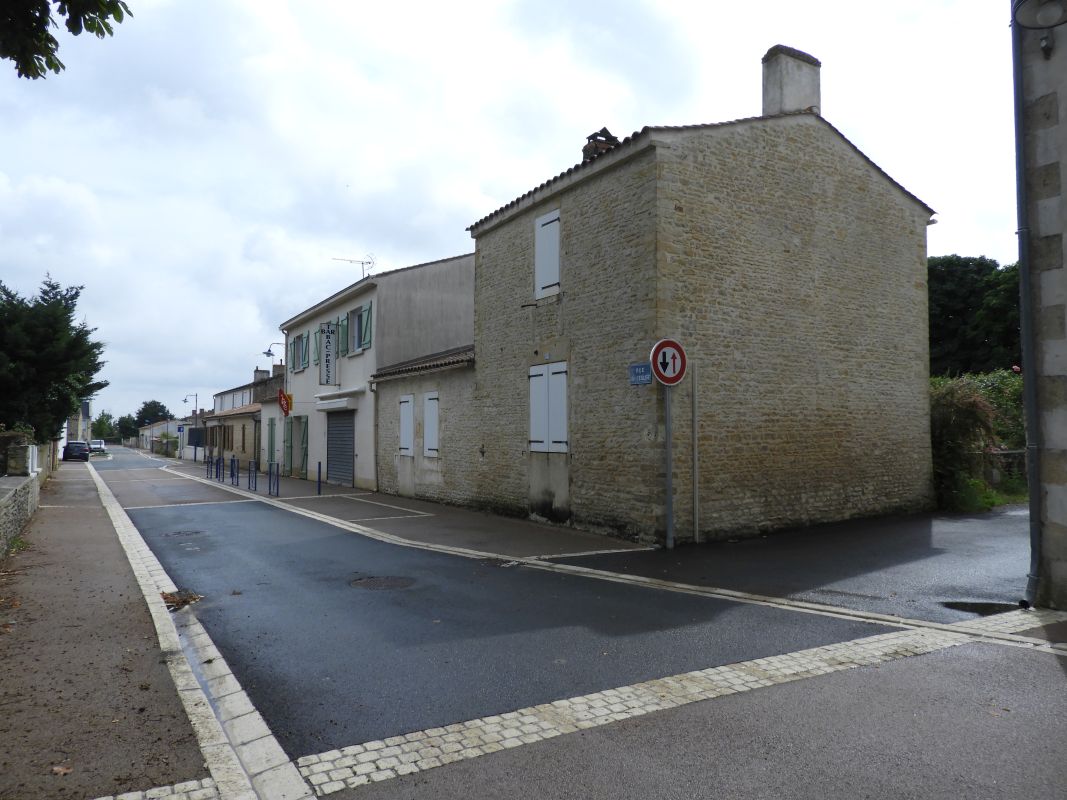 Bourg de Sainte-Radégonde-des-Noyers