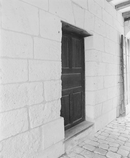 Maison, 32-34, rue Robert-d'Arbrissel, Fontevraud-l'Abbaye