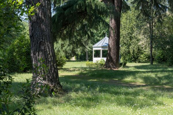 Château de Sainte-Gemmes, puis asile d'aliénés actuellement hôpital psychiatrique dit Centre de Santé Mental Angevin (CESAME)