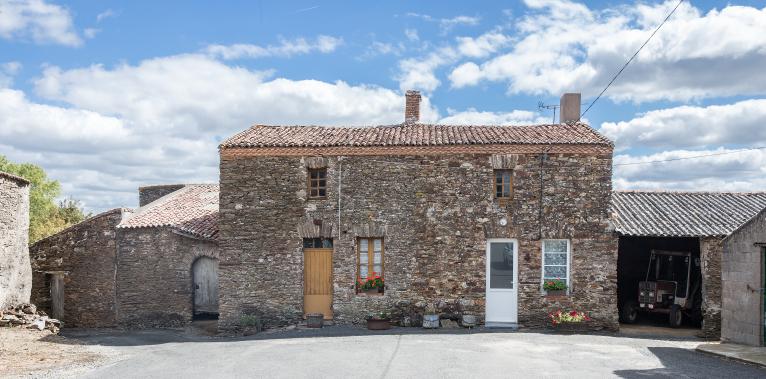 Habitation double. La Massonnière, Divatte-sur-Loire. Cadastre 2018, 008 G 01-206 et 209.