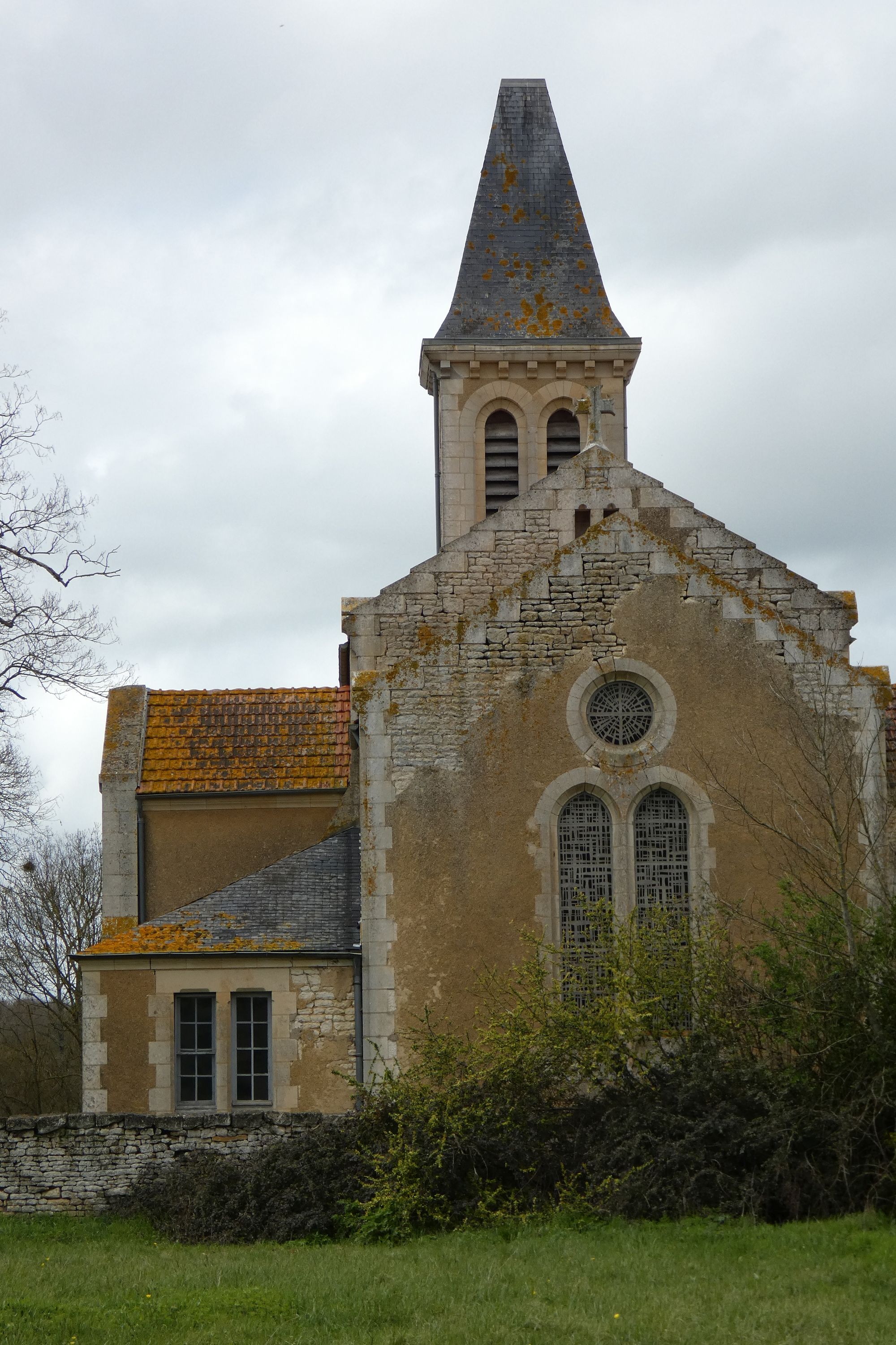 Eglise de Sainte-Christine, place Gabriel-Delaunay