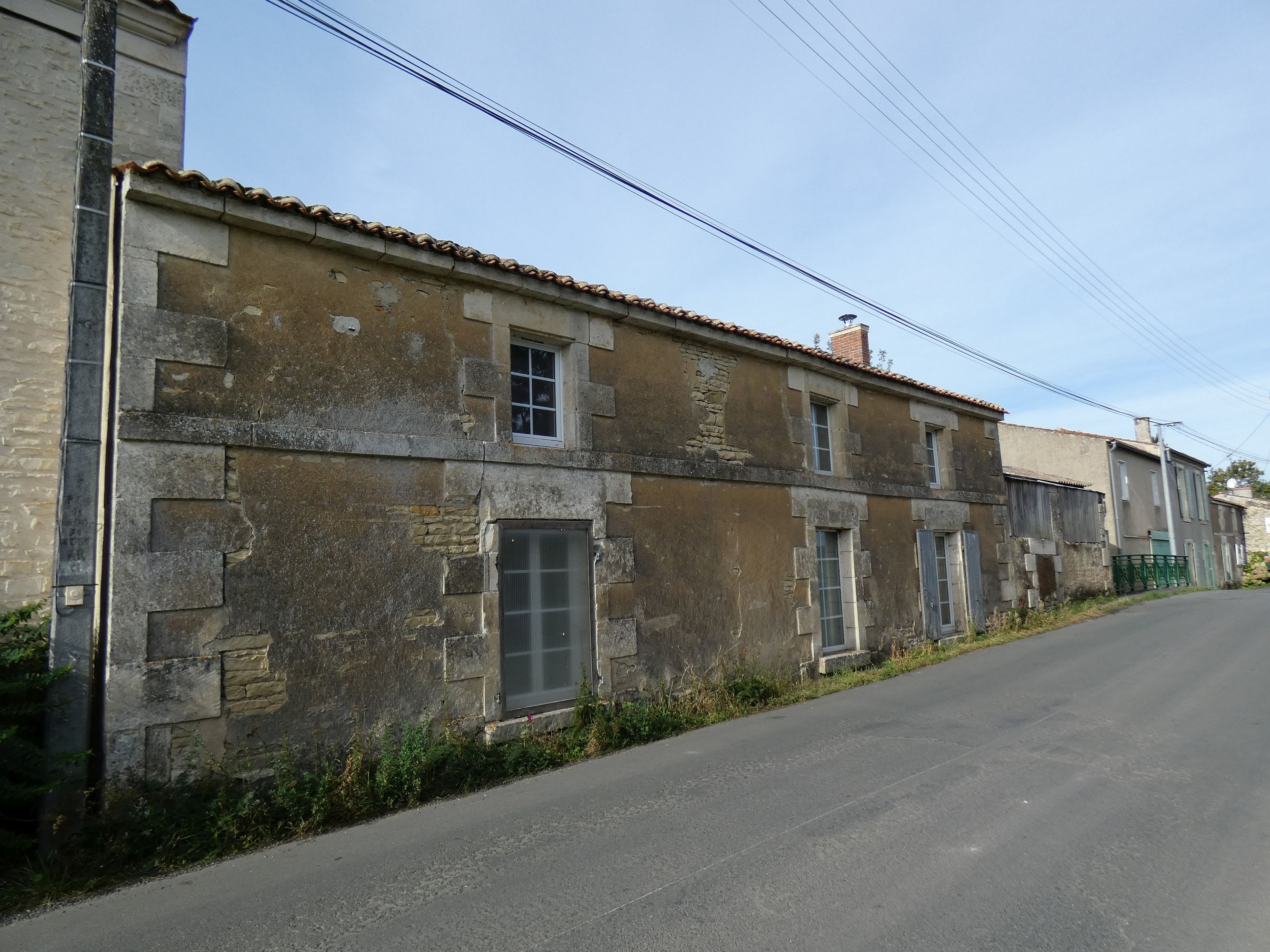 Ferme, actuellement maison ; les Lavaudries, 28 les Bourdettes