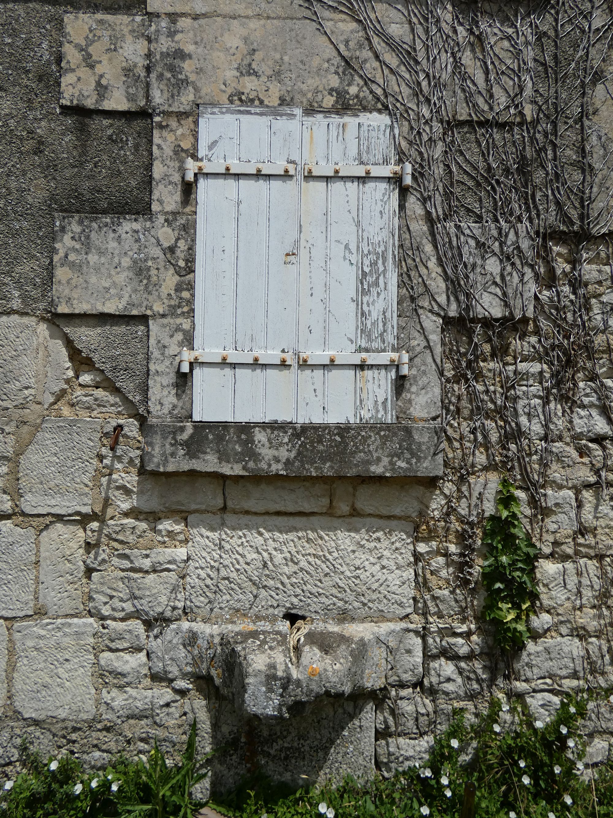 Maisons, atelier de charpentier et de menuisier, 15 rue Basse