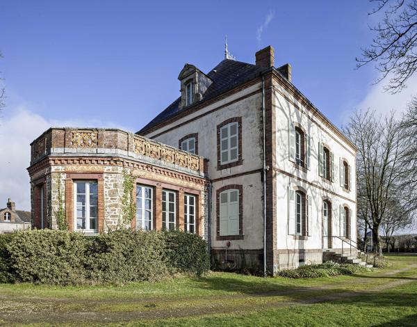 Maison, 2 rue de Couterne, actuellement école de musique