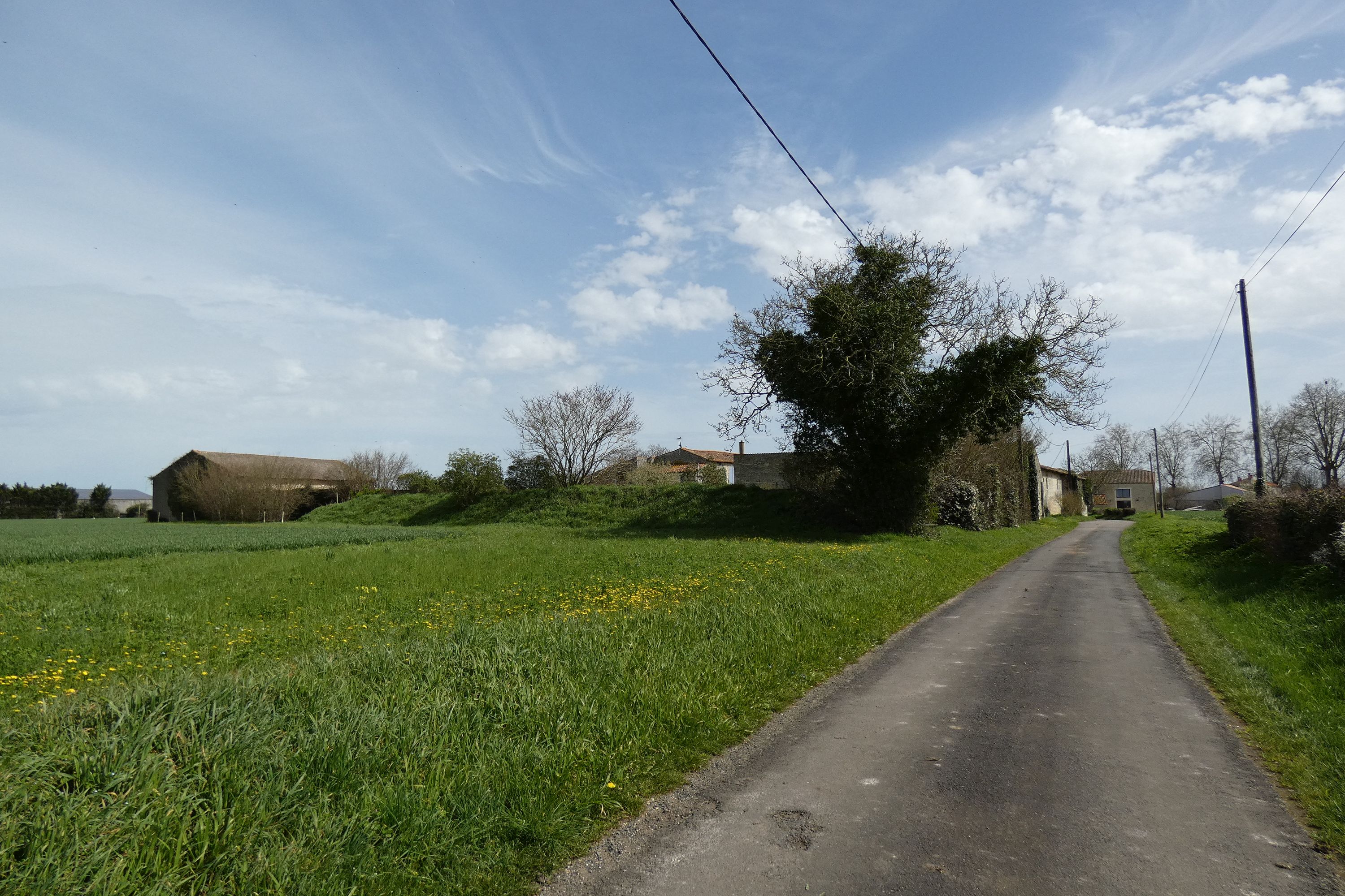 Demeure dite le Logis d'Aziré, actuellement maison, 44 chemin de la Chapelle