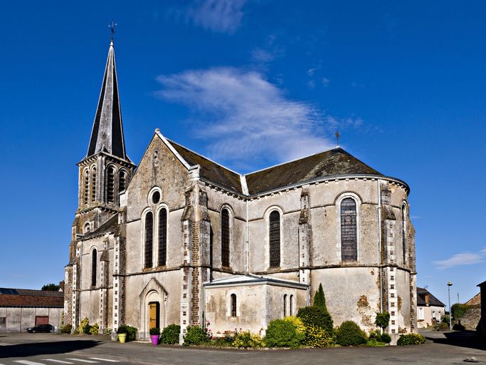 Église paroissiale Saint-Martin - place de l'église, Parennes