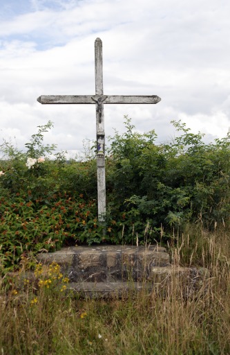 Les croix monumentales de la commune de Blandouet