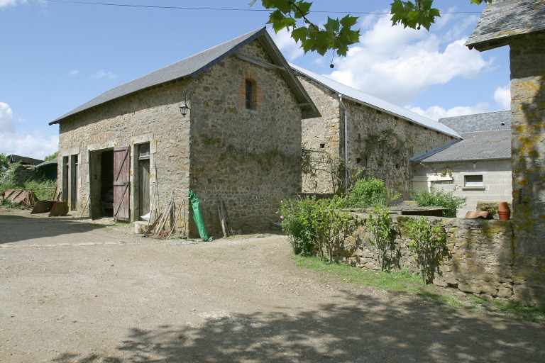 Manoir, puis ferme - le Chevrier, Saint-Jean-sur-Erve