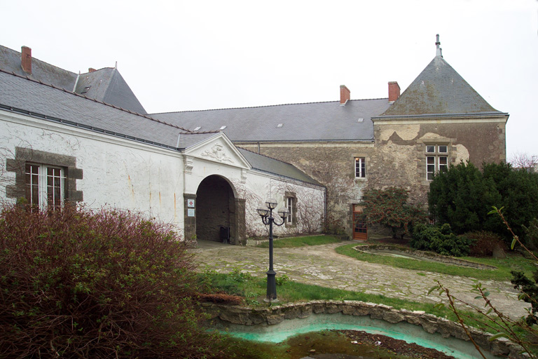 Couvent d'ursulines, petit séminaire, école, 68 rue du Faubourg-Saint-Michel