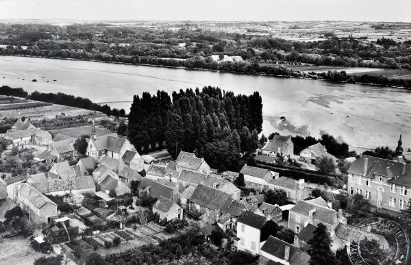 Petit séminaire dit collège des Petits-Clercs, puis maison de retraite de prêtres dit établissement diocésain de Béhuard