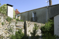 La façade postérieure de la maison actuellement adressée au n° 47 quai Chassagne, à suivre la façade postérieure de la maison adressée au n° 48.