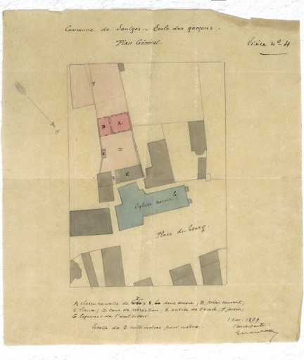 Maison dite le Petit-Presbytère ou la Petite-Haie, puis mairie-école de garçons, actuellement maison - 12 rue des Deux-Églises, Saulges