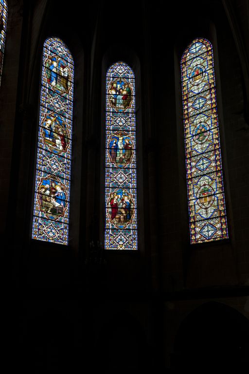 Ensemble de 5 verrières historiées et de 2 verrières décoratives : vie de la Vierge (baies 0 à 6) - Église paroissiale Notre-Dame-de-l'Assomption, Chailland