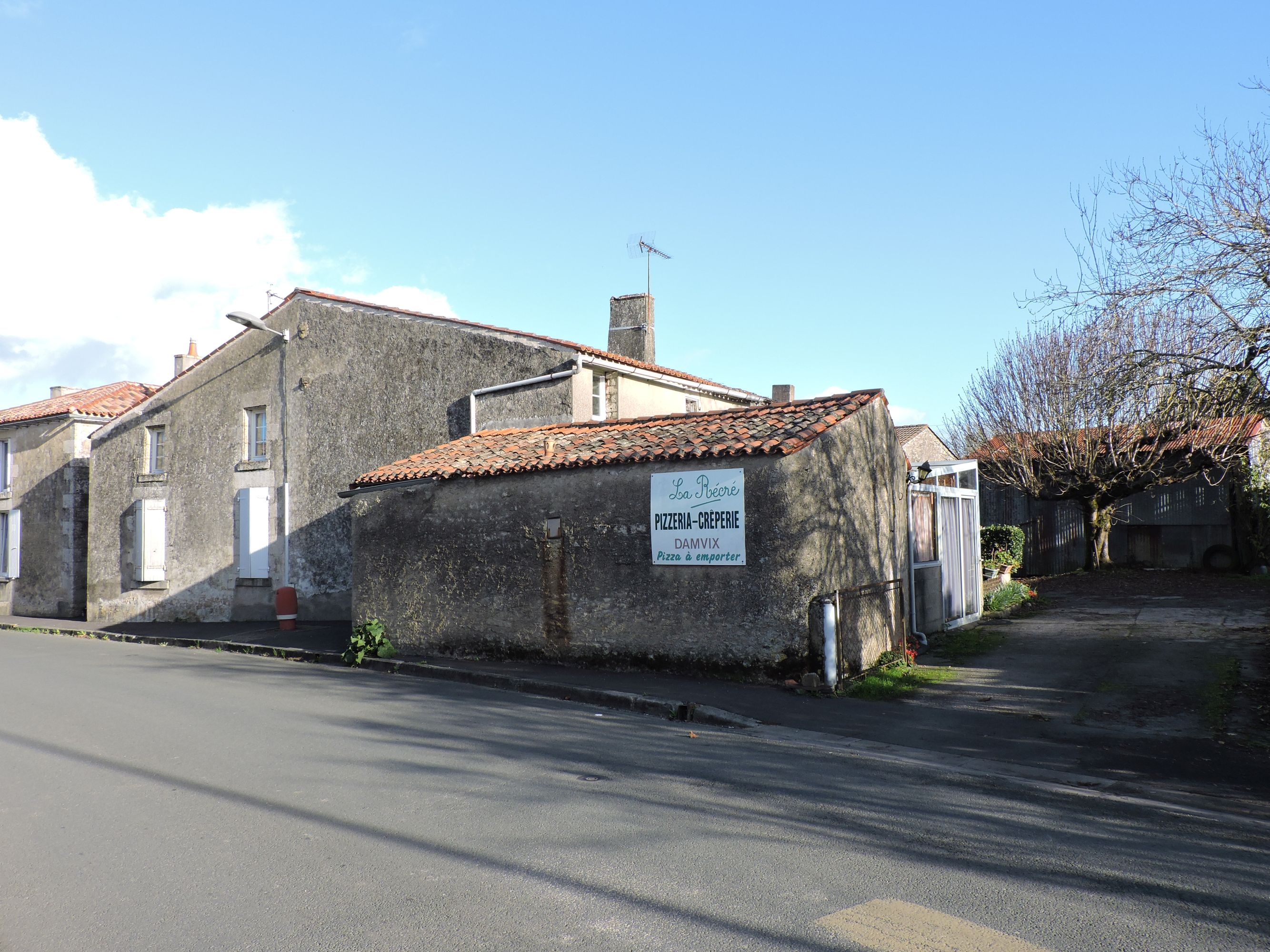 Ferme, actuellement maison ; la Grande Bernegoue, 24 rue de l'Autize