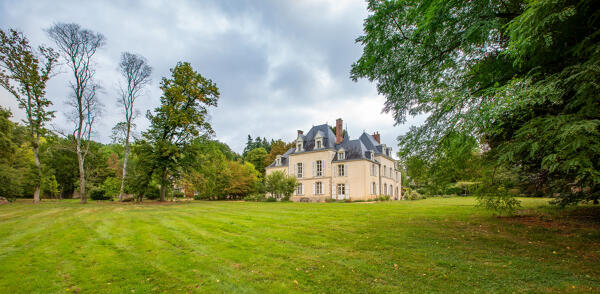 Manoir, puis demeure dite château, la Girardière