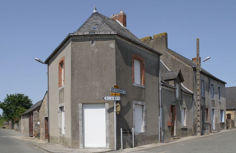 Maison - Route de Sainte-Suzanne, 2e maison, Saint-Léger