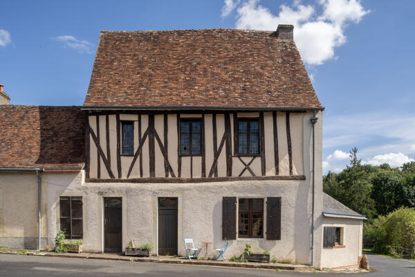 Maison, 4 et 5 place de Saint-Fraimbault