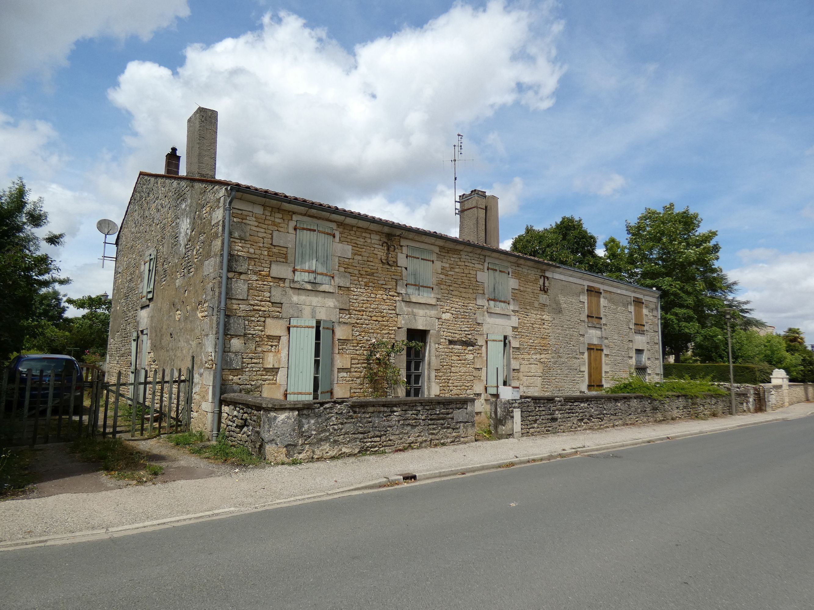 Maisons, fermes : l'habitat au Mazeau