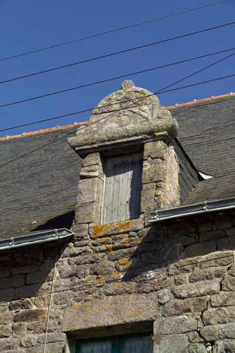 Maison, 84-86 rue du Faubourg-Bizienne