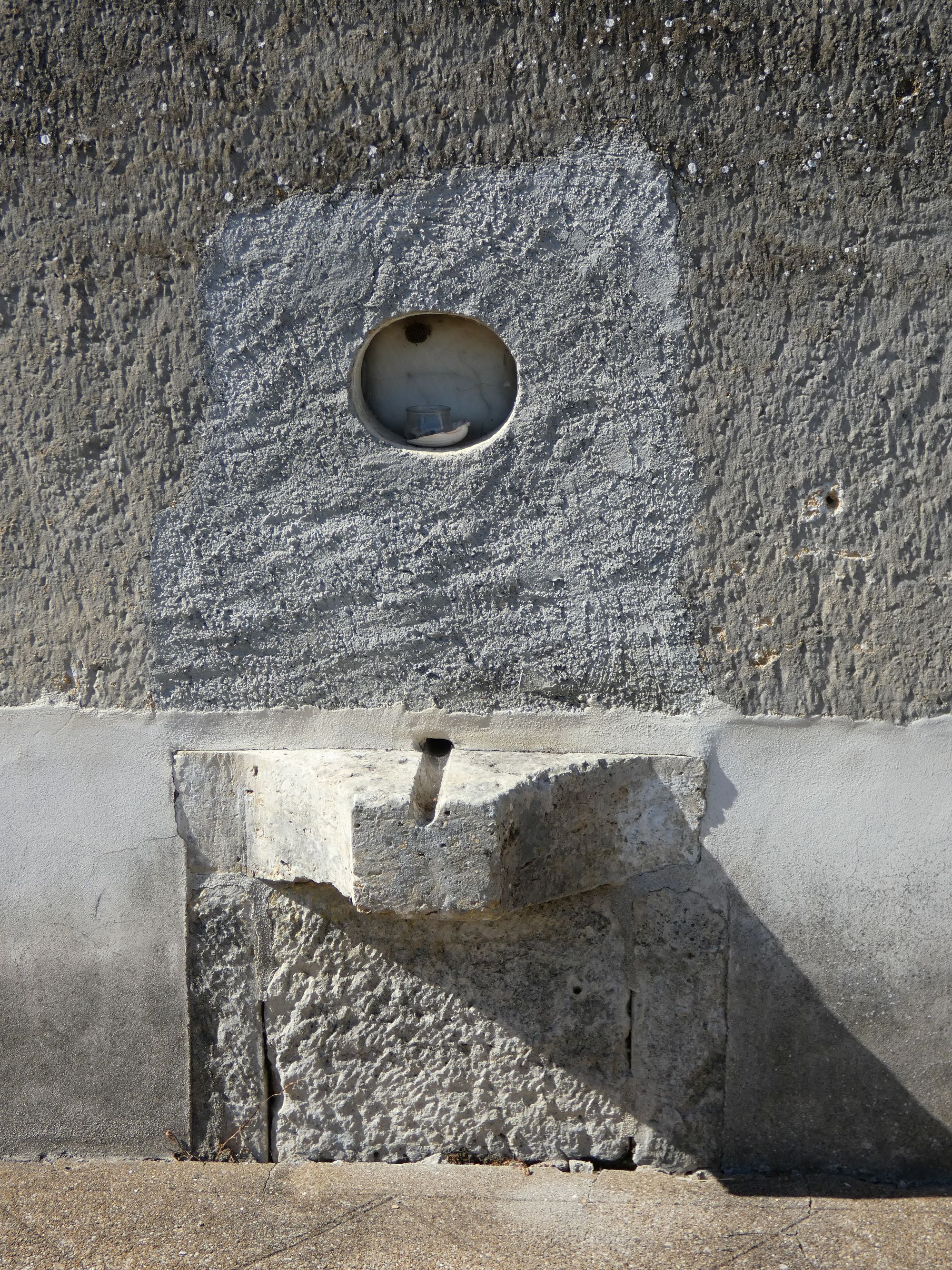 Ferme, actuellement maison ; Village de la Sèvre, 27 et 29 route des Cabanes