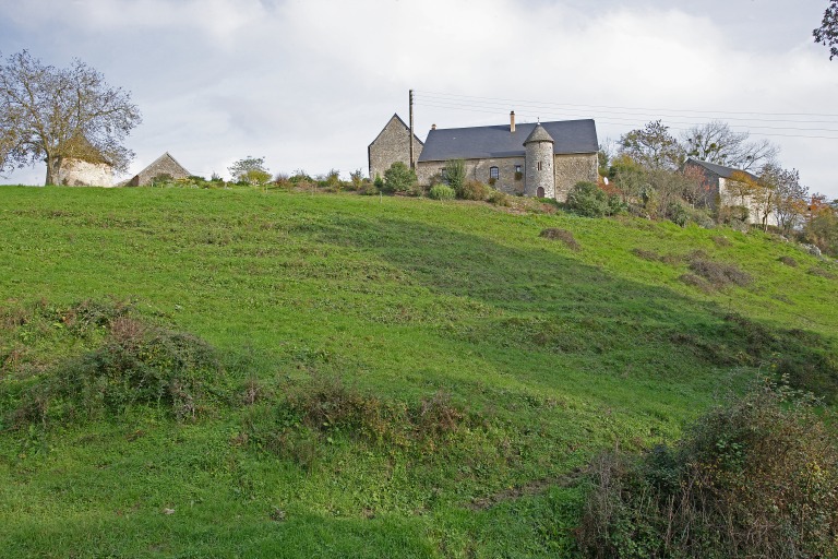 Édifice fortifié (?), puis ferme, actuellement maison - Montguyon, Saulges