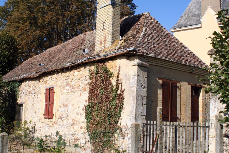 Demeure, dite château de Haut-Eclair, puis école maternelle et école primaire de filles, actuellement gîte rural