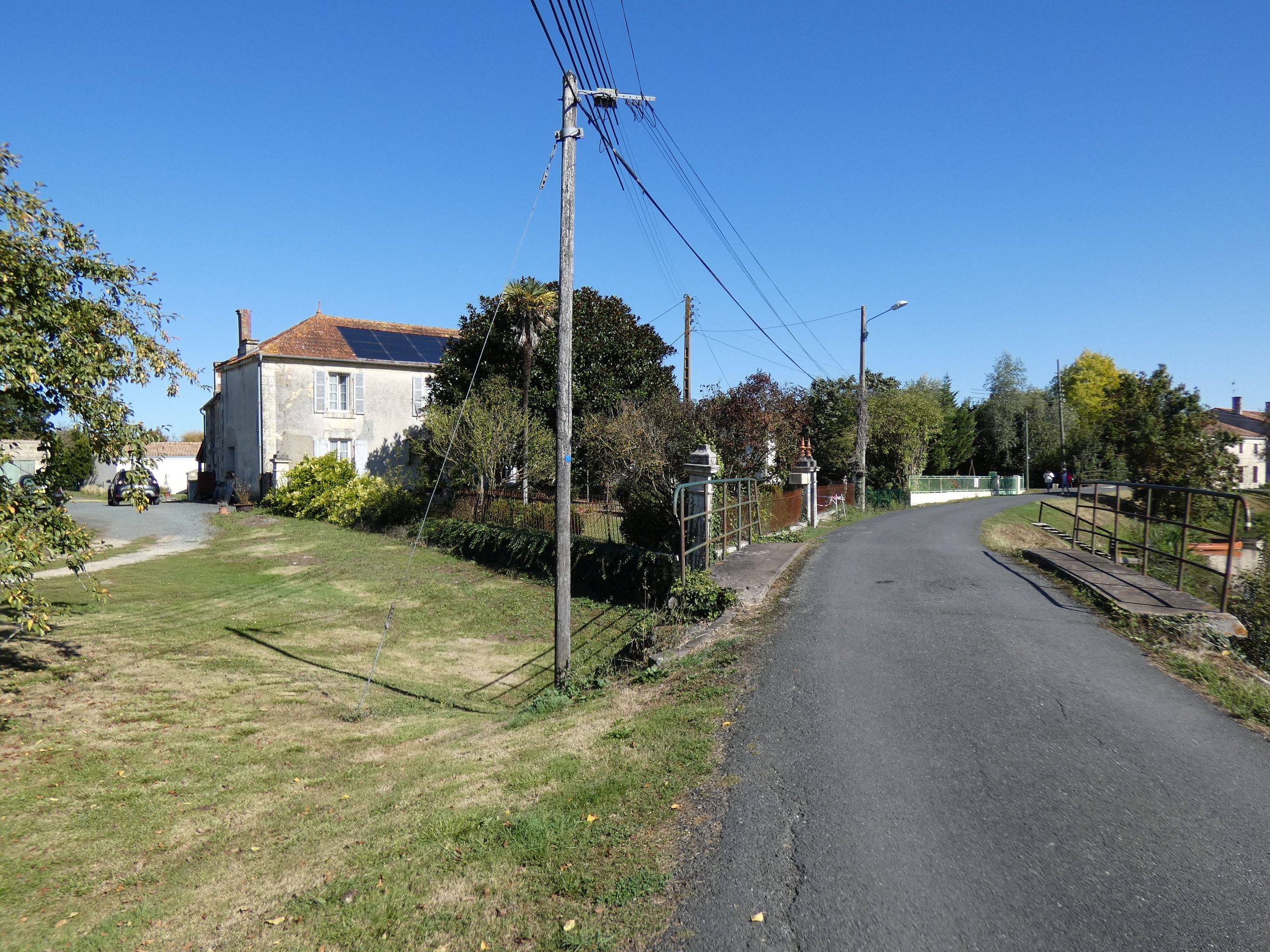 Ferme dite la Jarre, actuellement maison ; 120 chemin du Halage