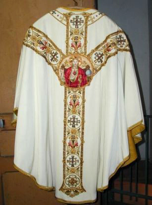 Ornement blanc du Sacré-Cœur : chasuble