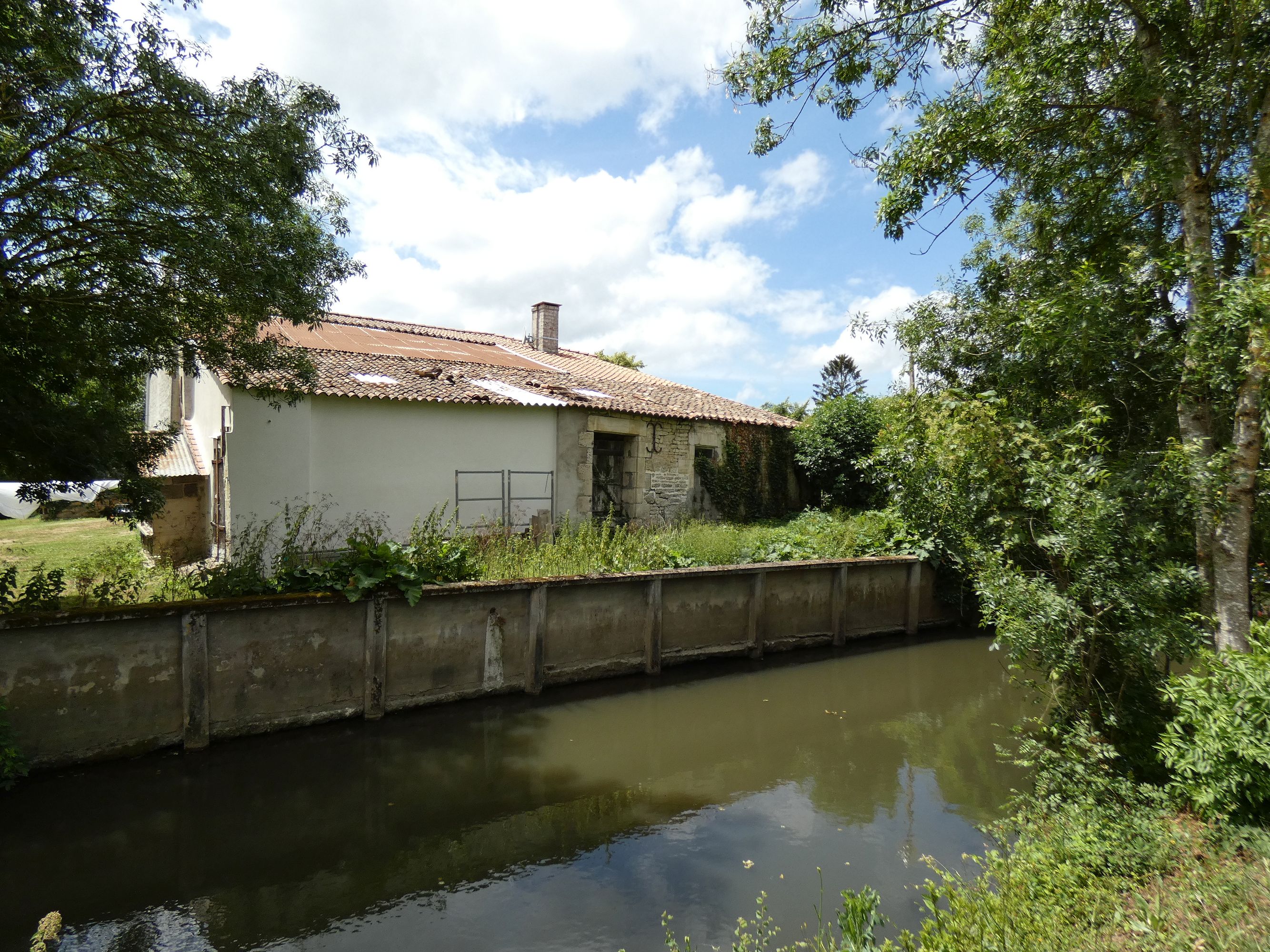 Ferme, actuellement maison, 2 chemin du Pavillon