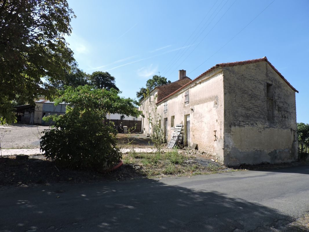 Ferme, actuellement maison ; le Bas des Vignes, 27 chemin du Bas des Vignes