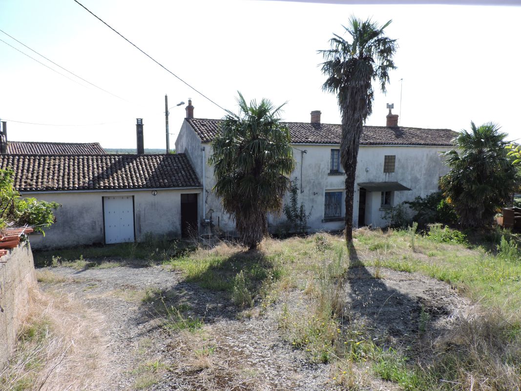 Métairie de la Chaignée (disparue), puis ferme, actuellement maison ; la Chaignée, 9 et 15 rue des Diligences