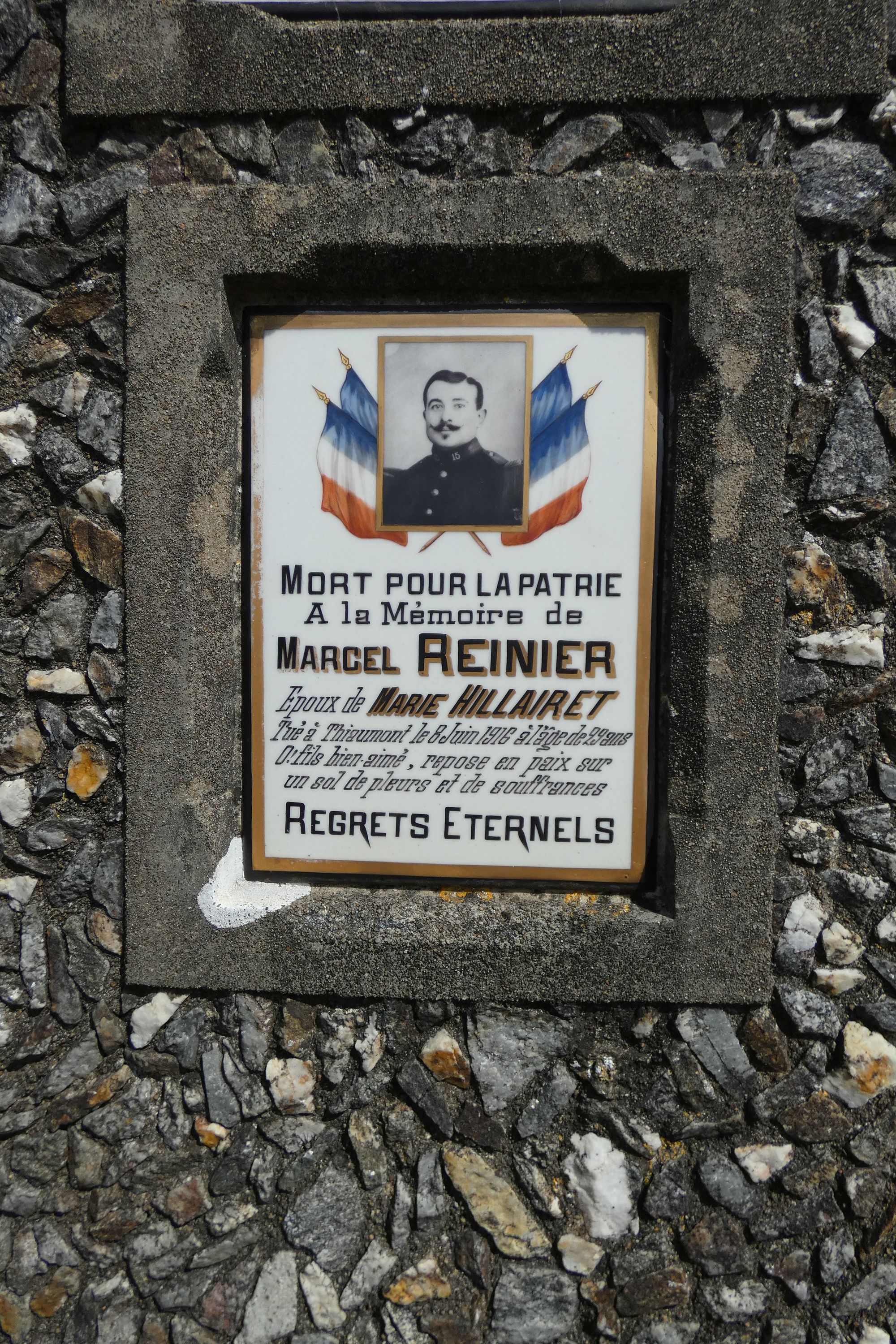 Tombeau de la famille Reinier, dont un soldat de la querre 1914-1918