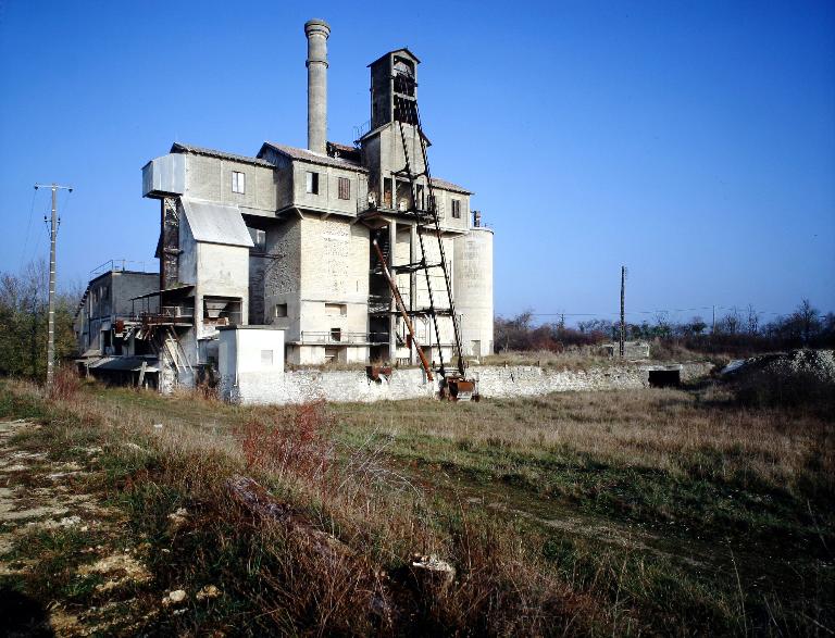 Usine de chaux de Saint-Vincent-Sterlanges